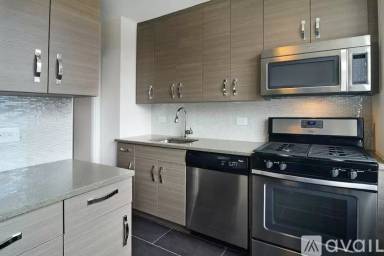 Main picture of 430 E 30th St