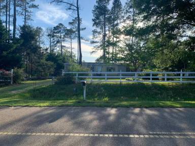 Main picture of 1853 Warner Rd