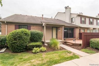 Main picture of 38856 Country Cir