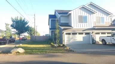Main picture of 3024 113th Ave NE