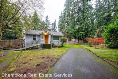 Main picture of 7702 236th St SW