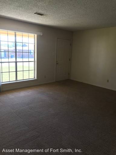 Main picture of 5310 Summit St
