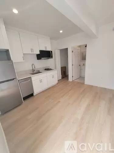 Main picture of 3721 Mentone Ave