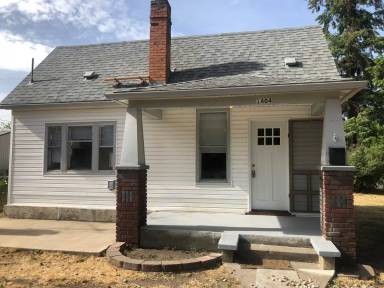 Main picture of 1404 W Jackson Ave