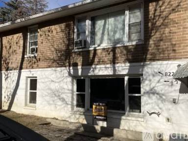 Main picture of 822 Lewis Ave