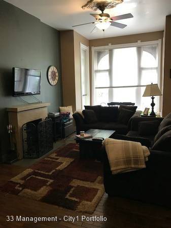 Main picture of 2139 N Sheffield Ave