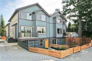 Main picture of 12010 31st Ave NE