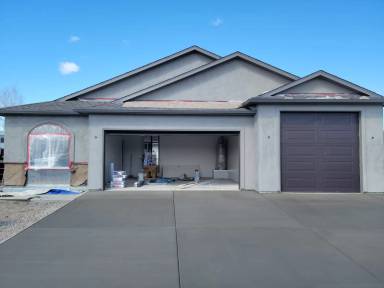 Main picture of 489 Fox Meadows Ct