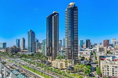 Main picture of Harbor Club Condos