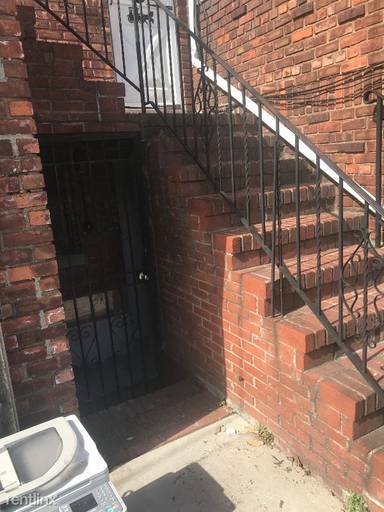 Main picture of 650 Crawford Ave