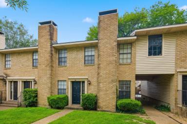 Main picture of 8400 Jamestown Dr