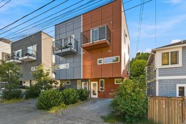 Main picture of 9222 35th Ave SW