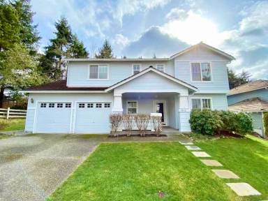 Main picture of 5423 151st Pl SE