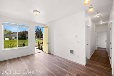 Main picture of 4384 N Gantenbein Ave