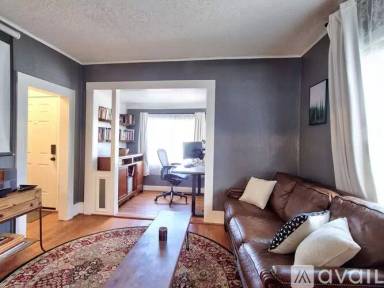 Main picture of 6120 SE Rhone St