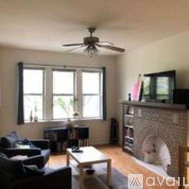 Main picture of 1912 N Kimball Ave
