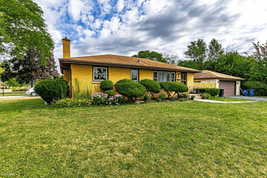 Main picture of 128 8th St