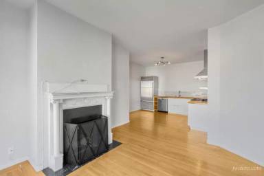 Main picture of 338 Castro St