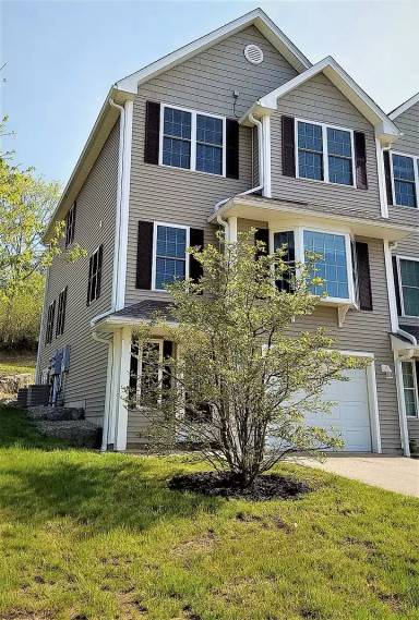 Main picture of 67 Magnolia Ln