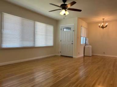 Main picture of 3445 Carmona Ave