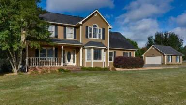 Main picture of 170 Bluebelle Dr