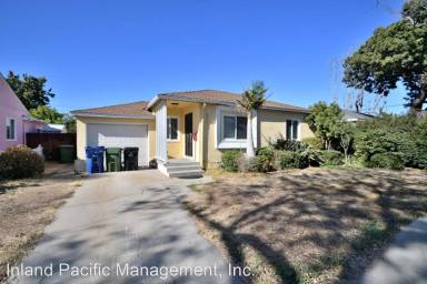 Main picture of 5507 W 82nd St