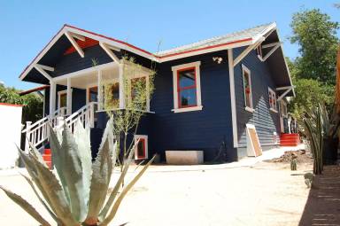 Main picture of 6842 N Figueroa St