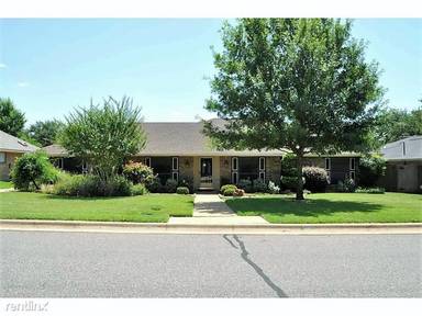 Main picture of 3417 Viscount Dr