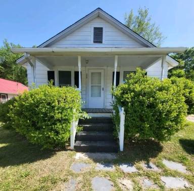 Main picture of 200 Cain St