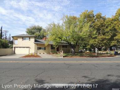 Main picture of 1901 Walnut Ave