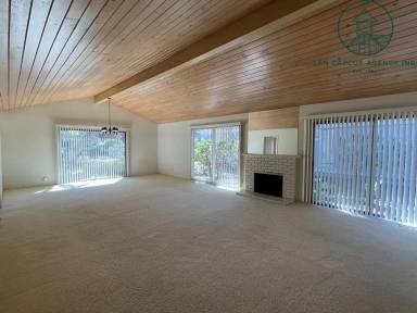 Main picture of 25 Country Club Gate