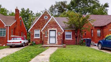 Main picture of 9997 Somerset Ave