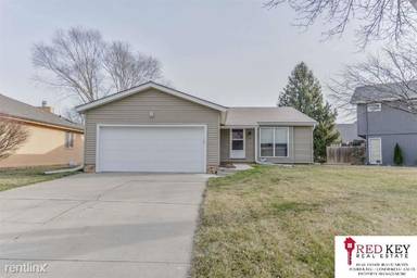 Main picture of 15162 R St