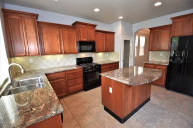 Main picture of 3303 Southerland Rd