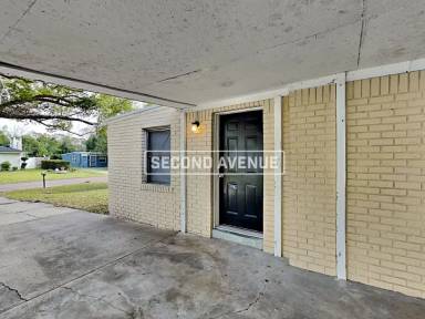 Main picture of 5822 Abelia Rd