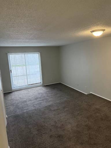 Main picture of 405 Mars Dr