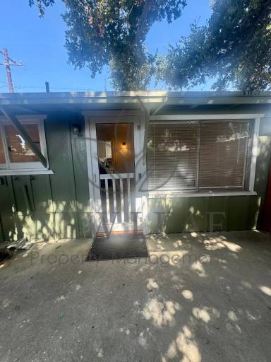 Main picture of 221 E Whitcomb Ave