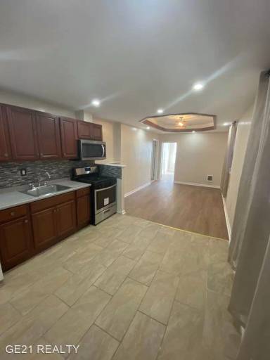 Main picture of 1632 W Passyunk Ave