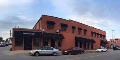 Main picture of 48 And St Paul