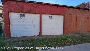 Main picture of 506 W Franklin St