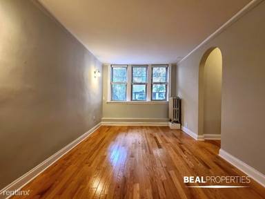 Main picture of 540-48 W Surf St