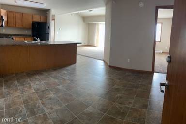 Main picture of Bakken Ridge Apartments