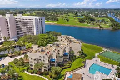 Main picture of 364 Golfview Rd