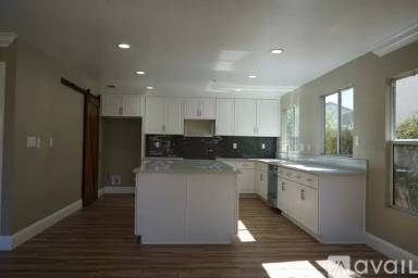 Main picture of 972 Camino del Sol