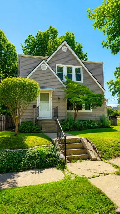 Main picture of 553 Baldwin Ave