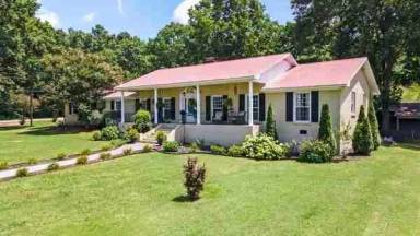 Main picture of 22 Livingstone Ln