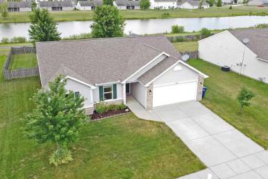 Main picture of 3280 Huxley Dr