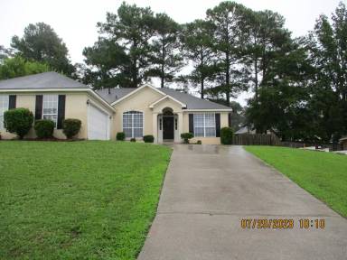 Main picture of 555 Oak Chase Dr