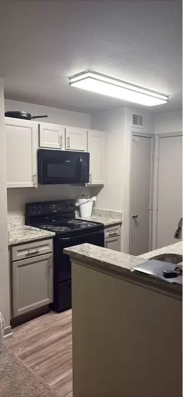 Main picture of 1201 Park Apartments