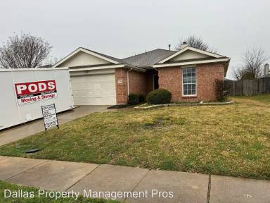 Main picture of 2408 Collier Dr